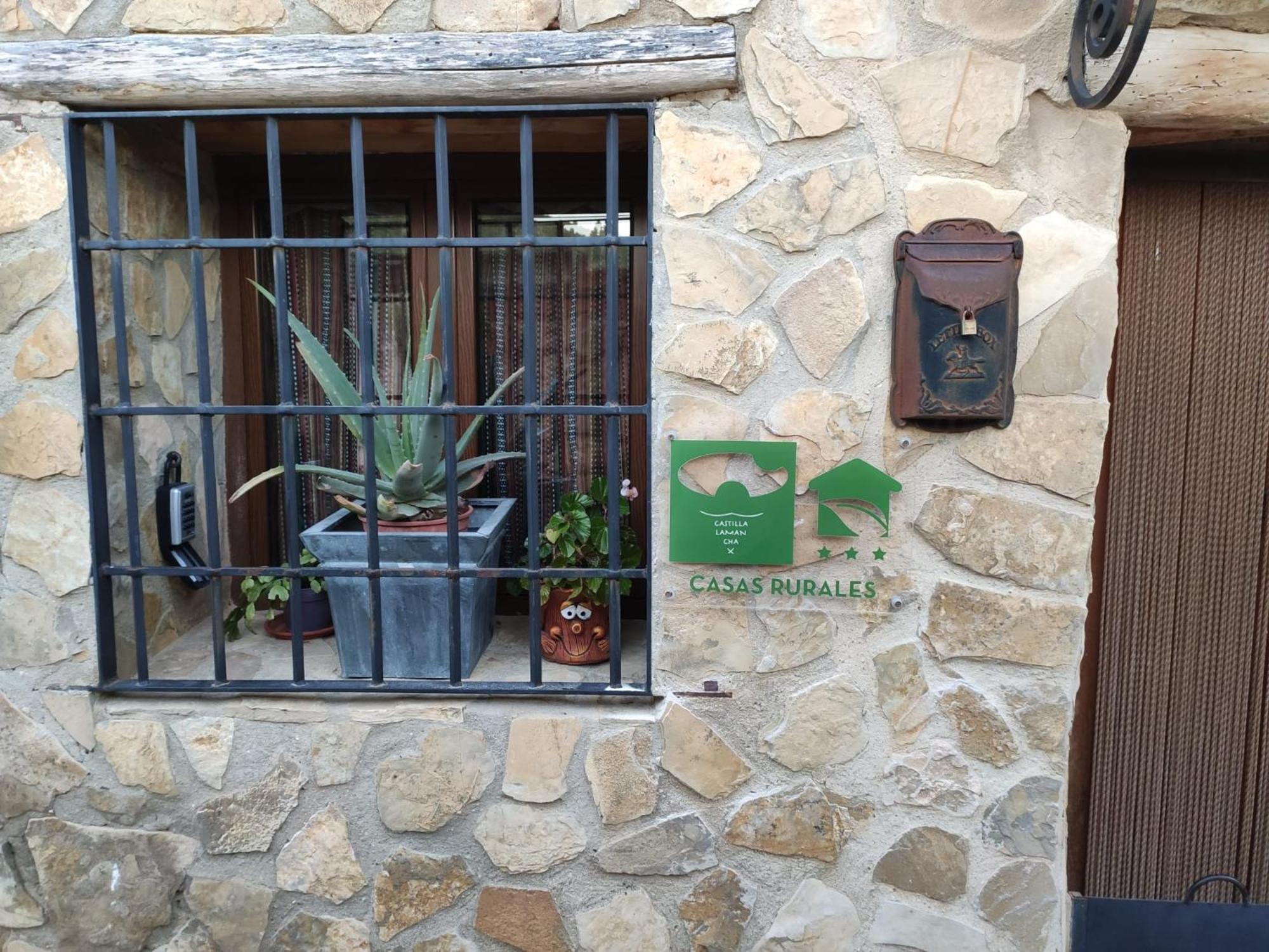 Casa Cueva Araceli Villa Alcala del Jucar Exterior photo
